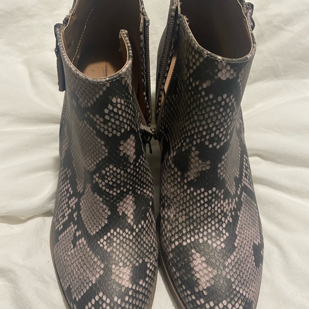 Universal Thread Snakeskin Booties - image 7